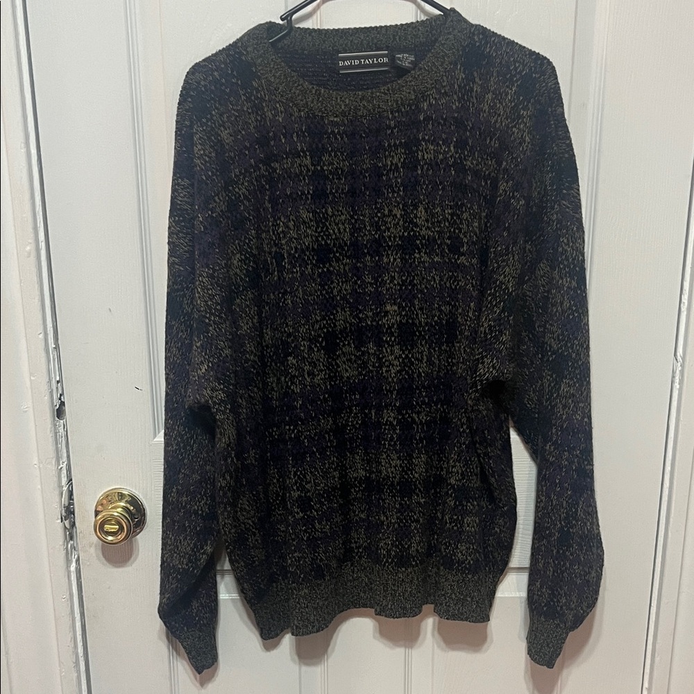 David Taylor Men's Black and Brown Crewneck Sweater